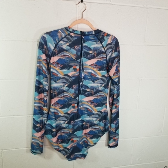 Axesea printed long sleeve rashguard swimsuit - Picture 8 of 10